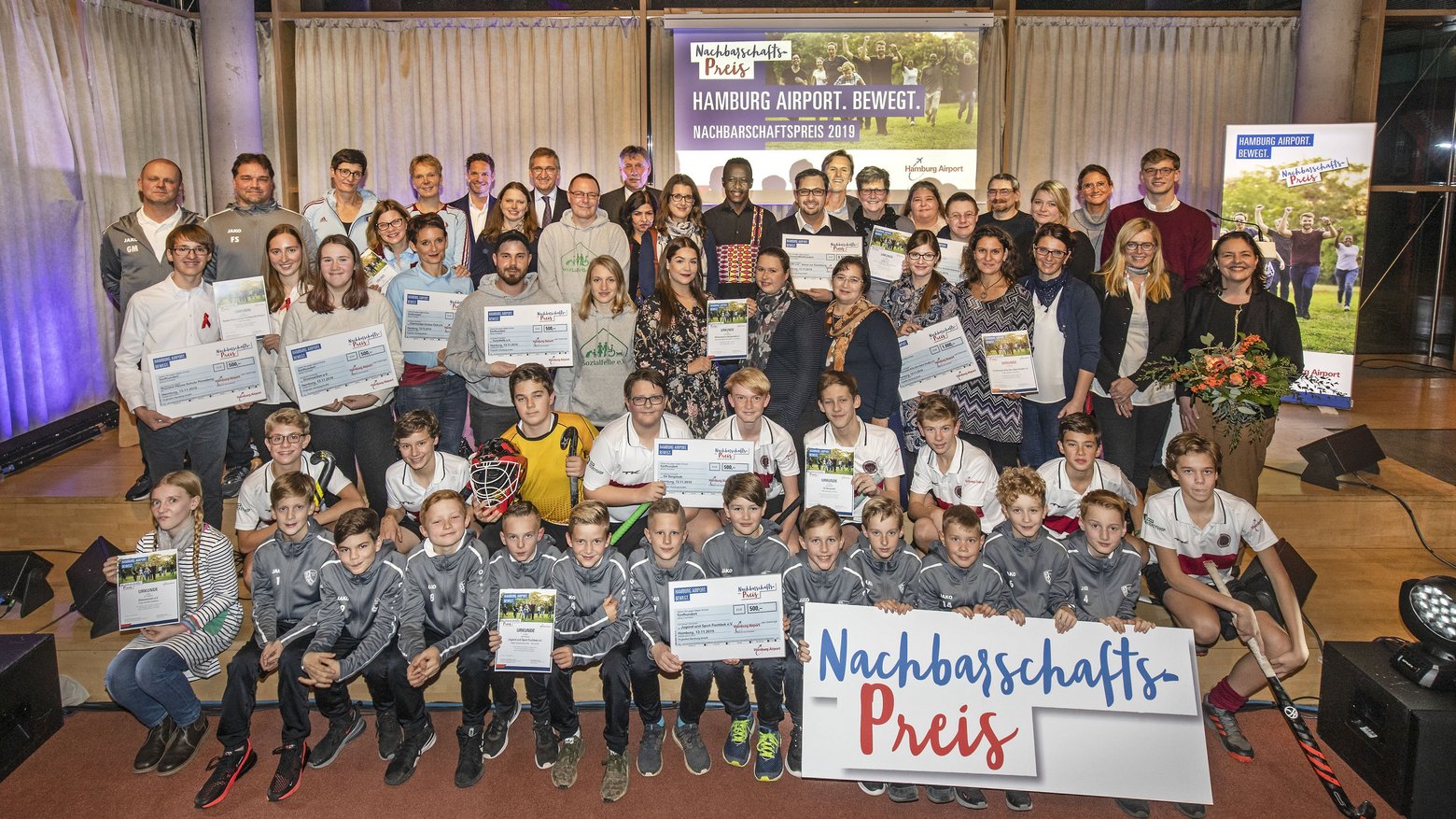 Gewinner_2019_Gruppenfoto_Hamburg_Airport_Nachbarschaftspreis